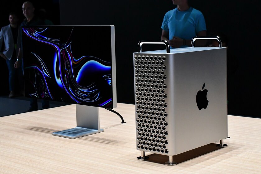 Apple готовится к началу продаж новых сверхдорогих Mac Pro