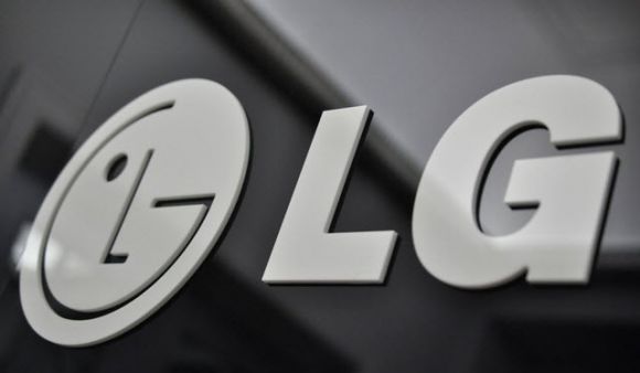 LG обещает выпустить смартфон с гибким дисплеем в этом году
