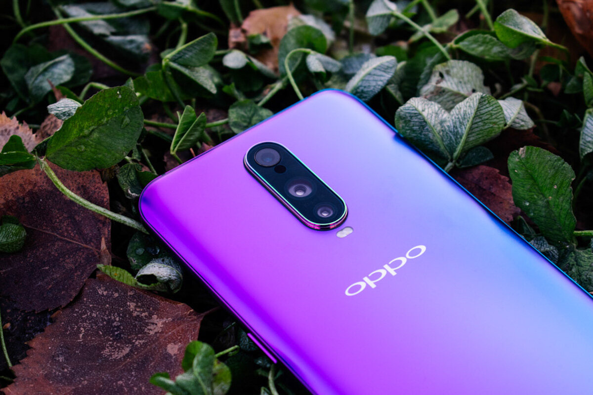 Сколько стоит заменить дисплей на телефоне oppo