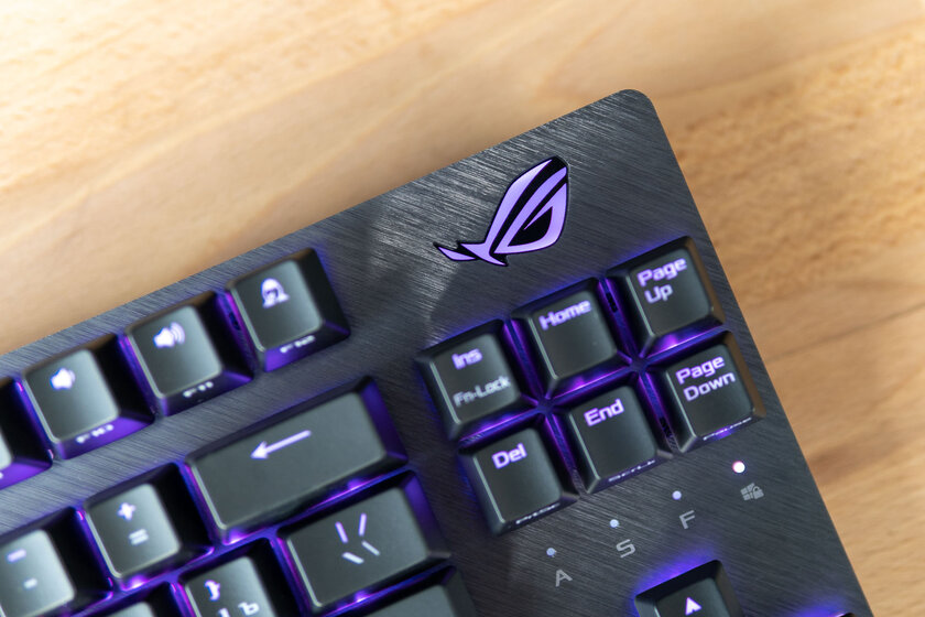 Обзор ASUS ROG Strix Scope TKL Deluxe: для почитателей компактности