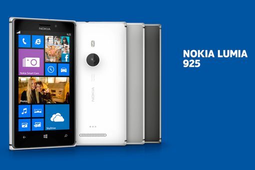 Nokia Lumia 925 появится на прилавках российских магазинов в июле
