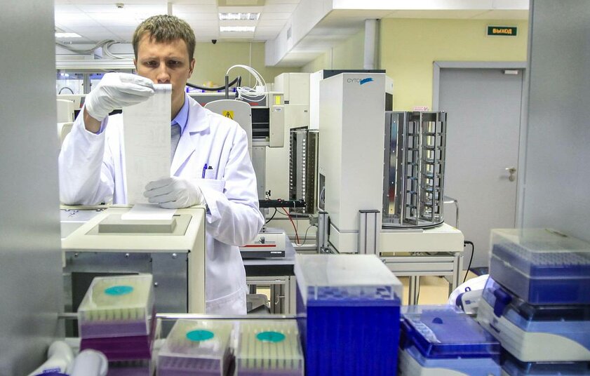 В России создали нейросеть, которая предложила лекарства против COVID-19