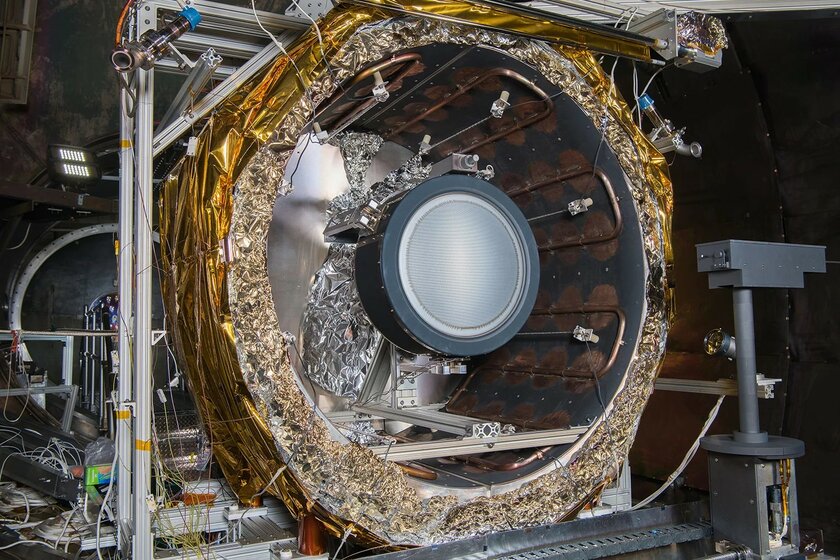 NASA создаёт ионный двигатель для столкновения с астероидом