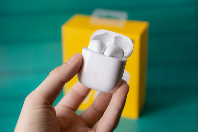 Обзор Realme Buds Air: как AirPods, только в 4 раза дешевле