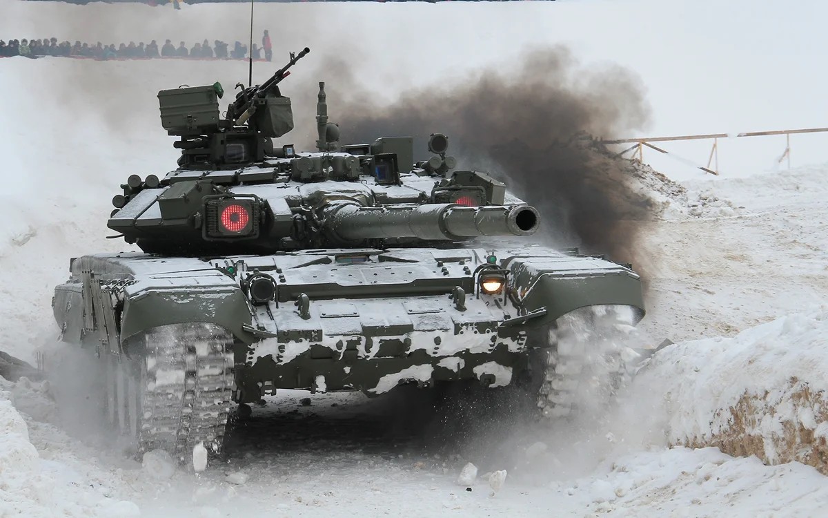 Фото высокого качества военной техники В Ростехе создали материал, маскирующий в снегу военную технику