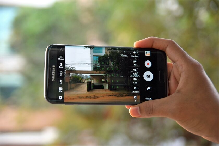 Instagram* запустил тестирование Pro-режима съёмки с ручными настройками камеры