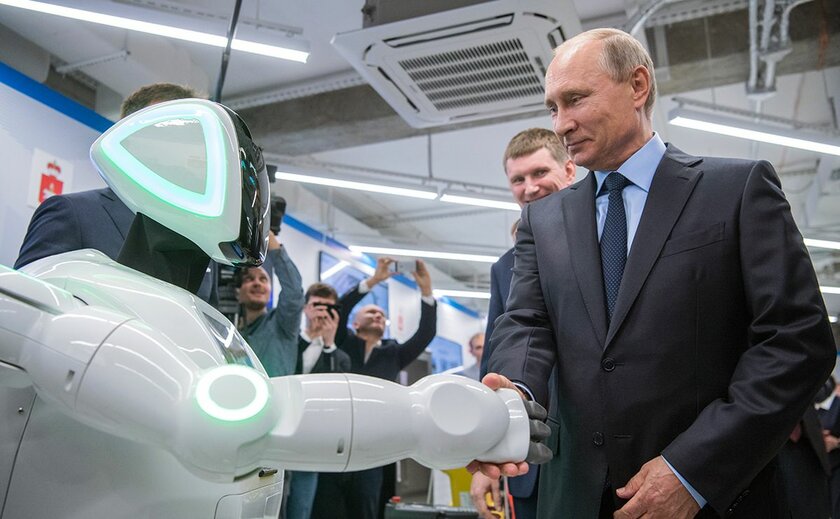 Расходы на искусственный интеллект в России сократят в несколько раз
