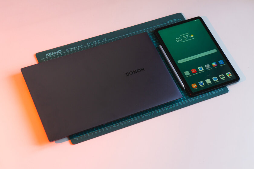 Знакомство с HONOR Pad V6 и обновленным MagicBook Pro — строго и со вкусом
