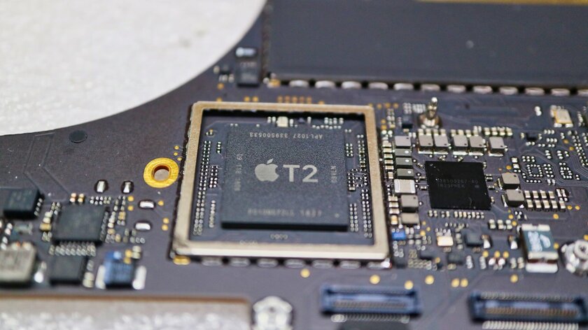 Хакеры взломали чип T2, обеспечивающий безопасность современных компьютеров Mac