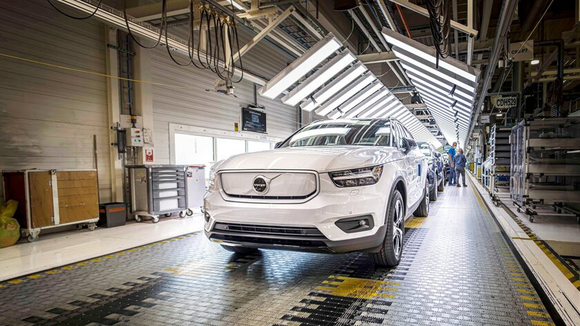 Volvo приступила к производству своего первого полностью электрического кроссовера