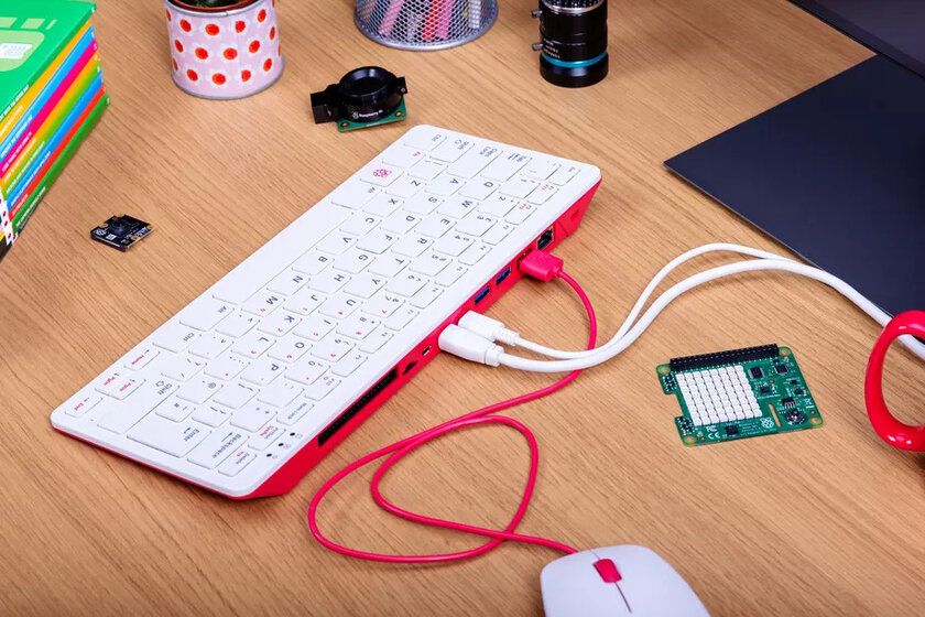 Просто подключи монитор: Raspberry выпустила компактную клавиатуру со встроенным компьютером