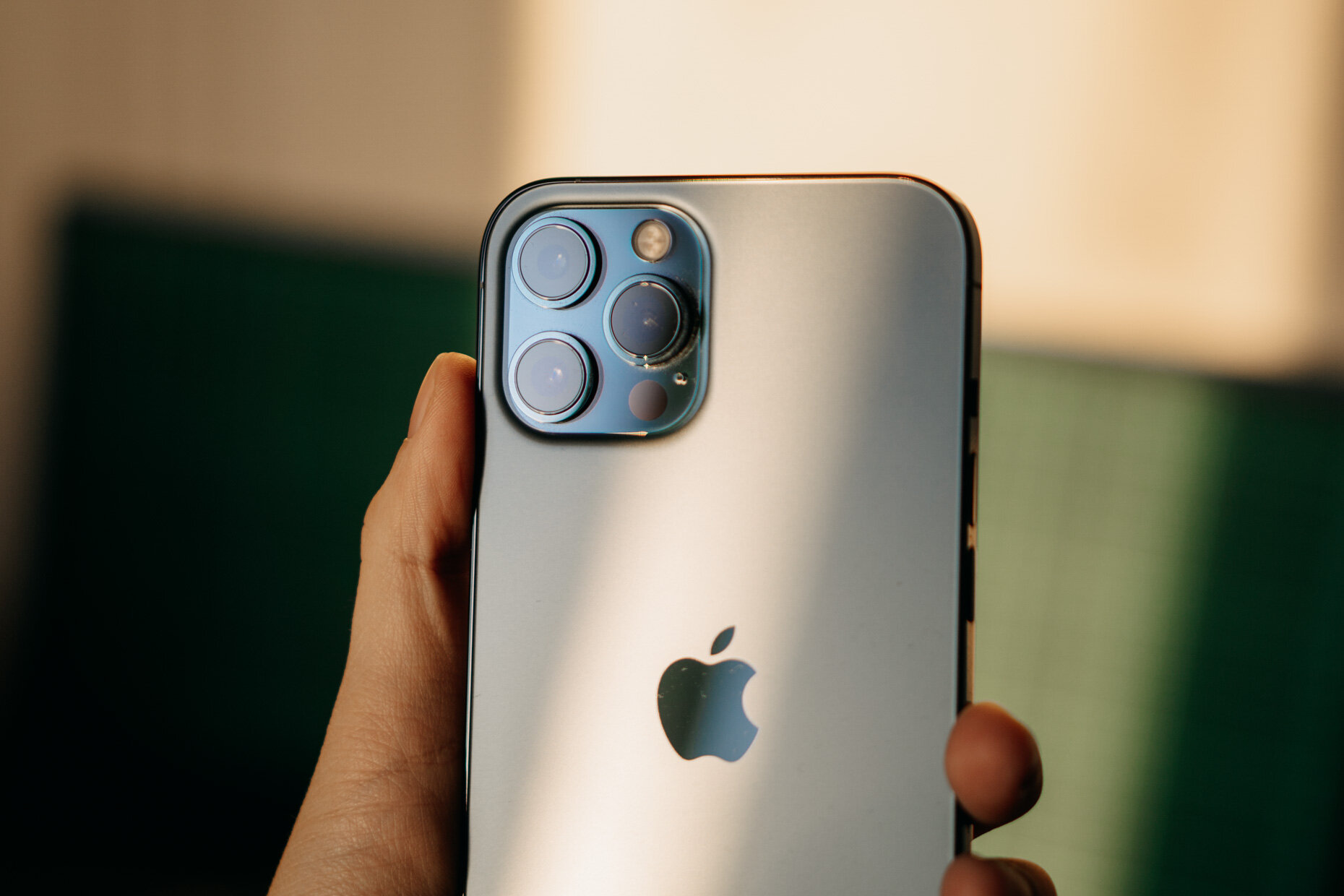 Обзор iPhone 12 Pro Max: просто лучшая камера на рынке