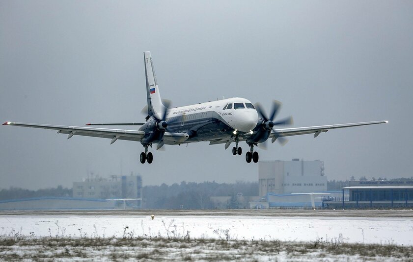 Российский пассажирский самолёт Ил-114-300 совершил первый полёт