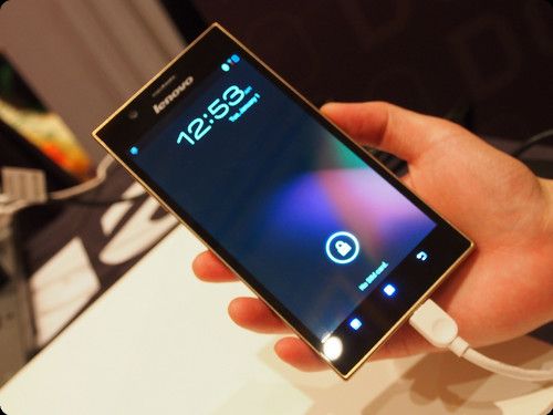 Lenovo провела презентацию K900 в России