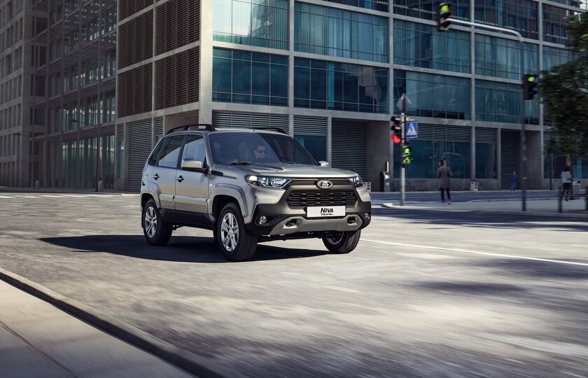 Совершенно новую LADA Niva запустили в производство: современный дизайн и полный привод