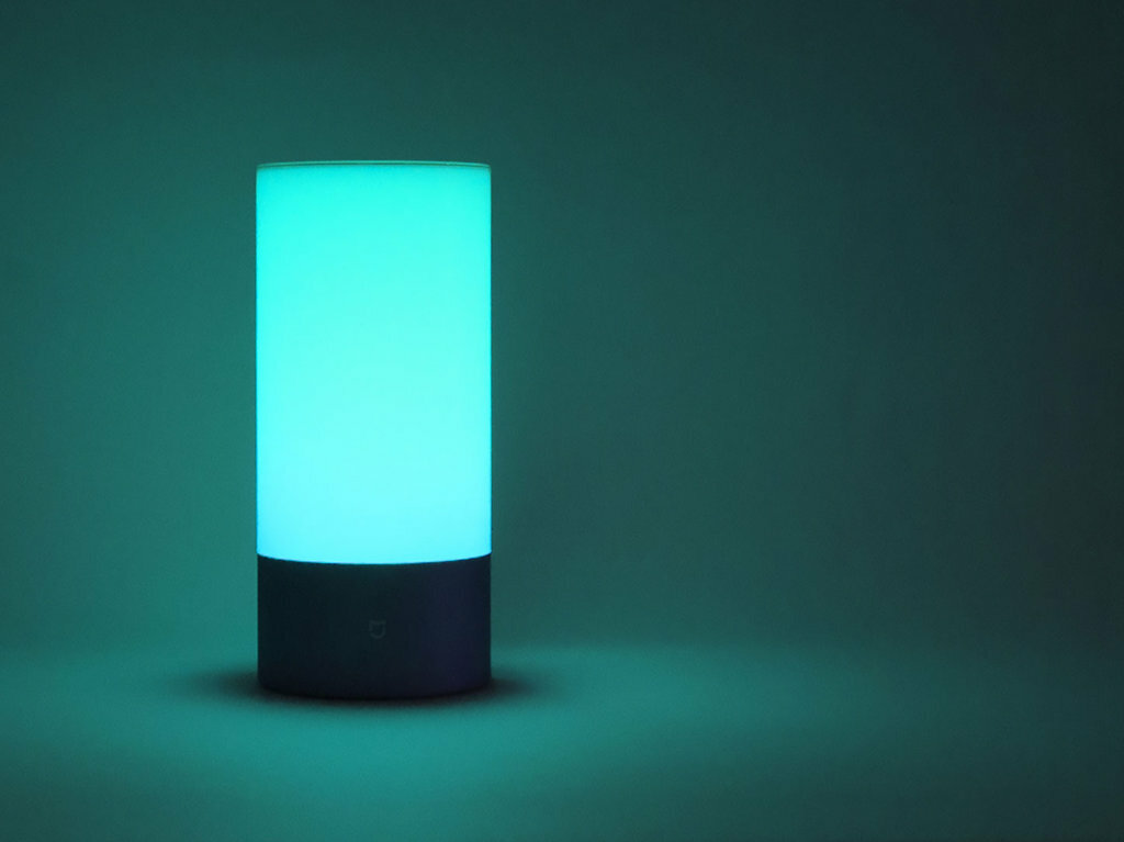 Xiaomi bedside lamp. Цветная лампа Ксиаоми настольная. Топовый умный торшер Xiaomi. Экосистема Xiaomi 2021.