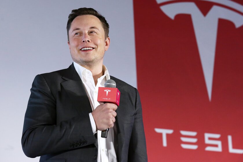 Илон Маск заявил о возможном официальном появлении Tesla в России