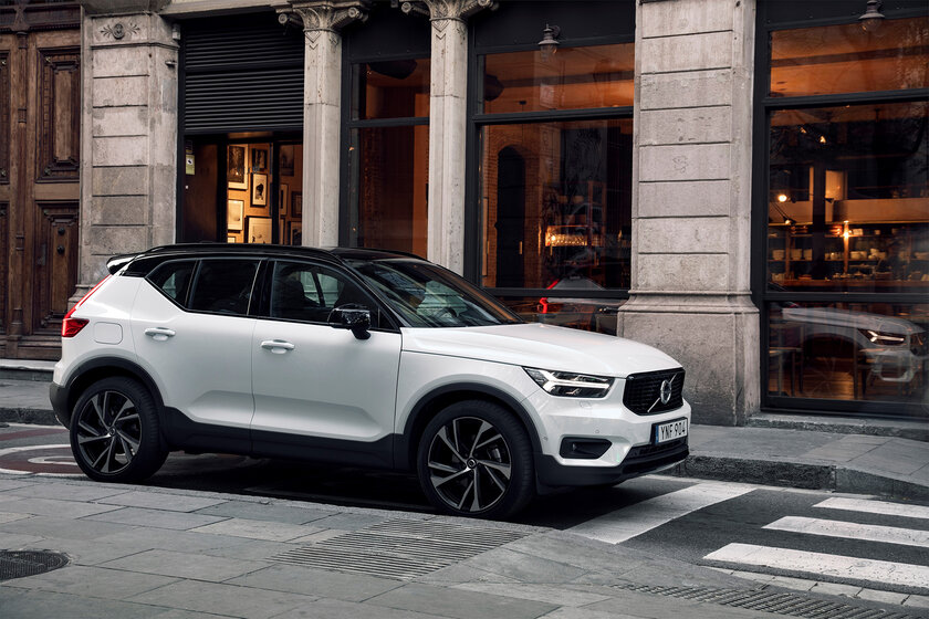 Компактный кроссовер стал самой продаваемой моделью Volvo в России