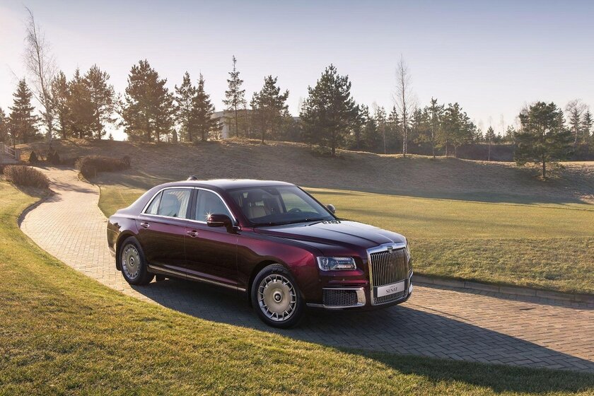 «Авто Года» в России: Aurus Senat обошла Rolls-Royce, а LADA забрала две номинации