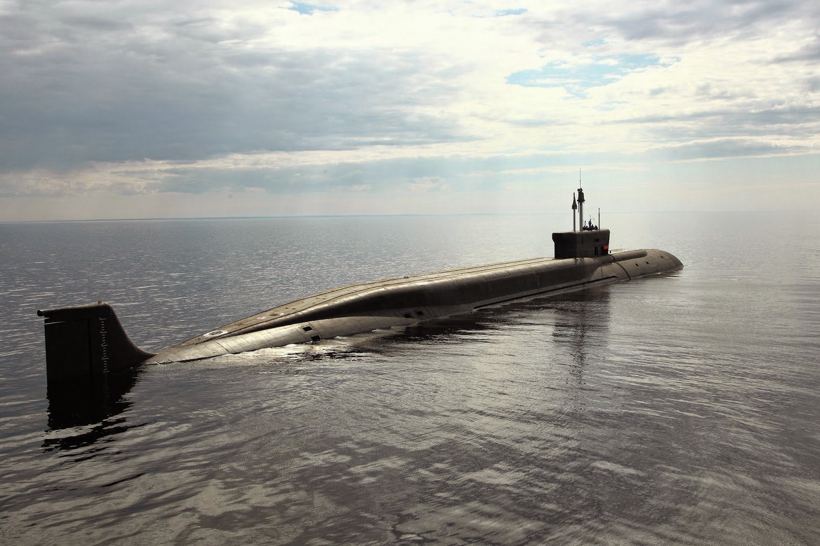 В России начались морские испытания самой длинной субмарины в мире — атомной подлодки «Белгород»