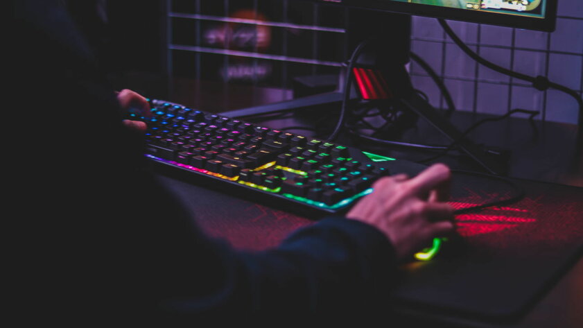 Tencent внедряет технологию распознавания лиц, чтобы дети не играли по ночам