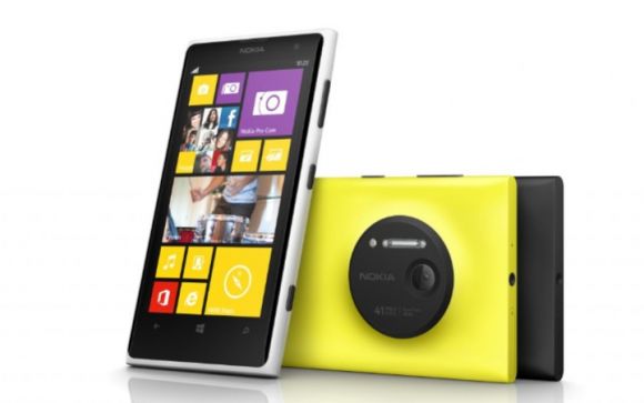 В России официально открыт предзаказ на смартфон Nokia Lumia 1020