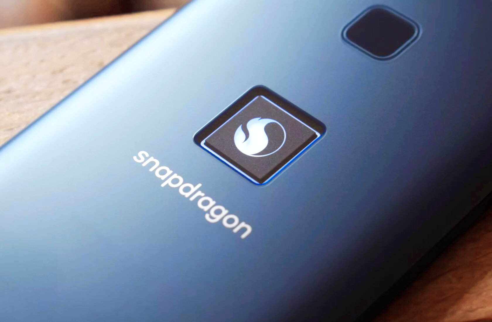 Производитель Snapdragon выпустил идеальный смартфон? Обзор новинки от Qualcomm