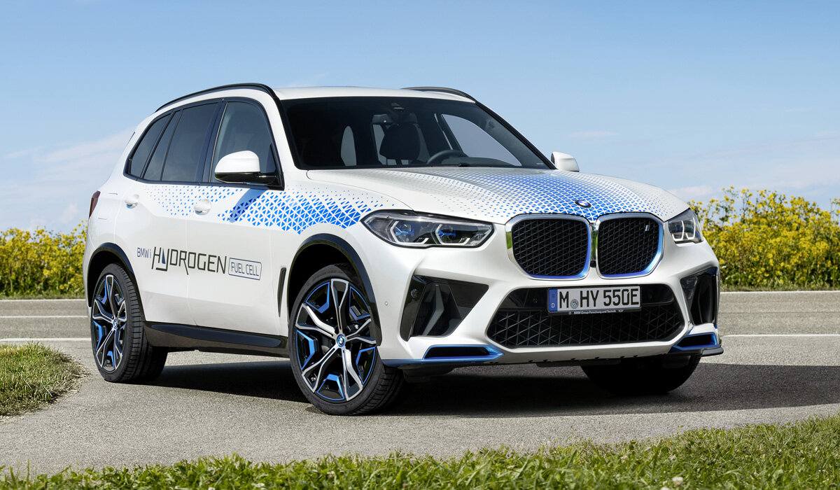 BMW прокатит на водородном X5 уже в сентябре: о серийном производстве говорить ещё рано