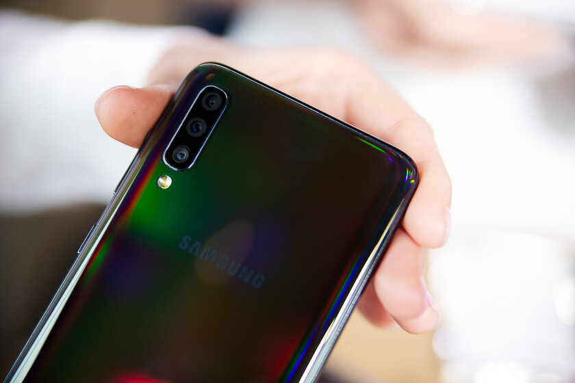 Samsung добавит оптическую стабилизацию в камеры дешёвых смартфонов Galaxy A