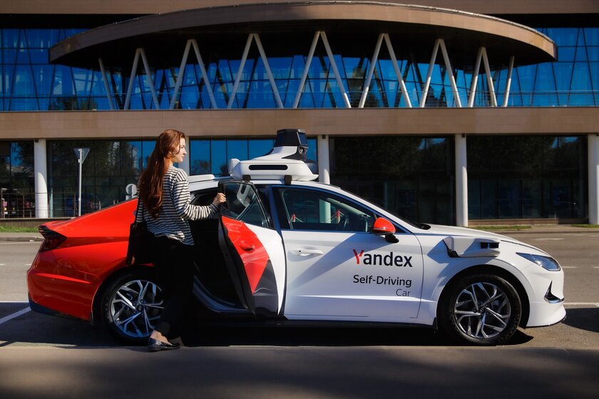 Осенью Яндекс протестирует беспилотное такси в Москве: машину получится вызвать в приложении