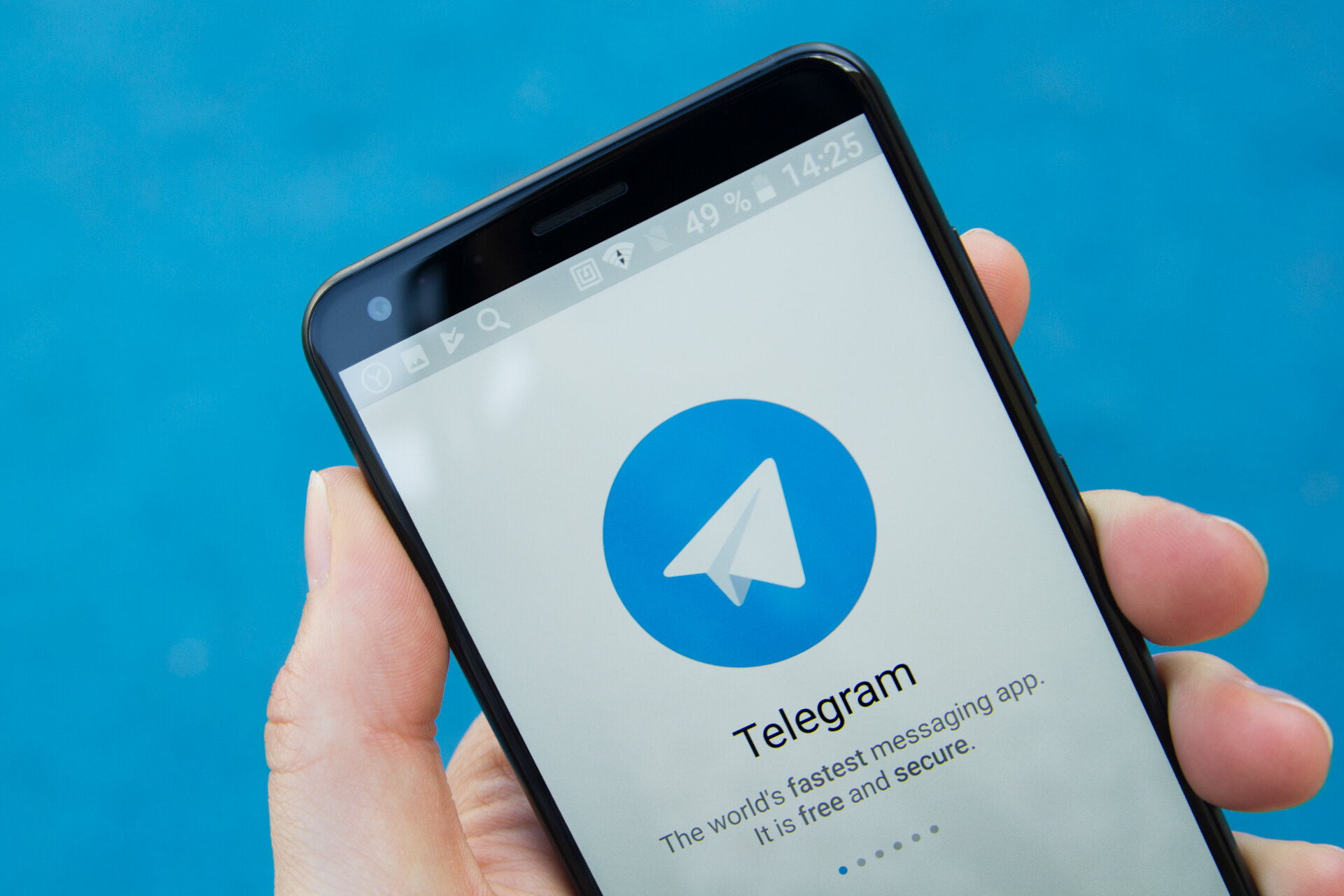 Каждый второй пользователь рунета использует Telegram