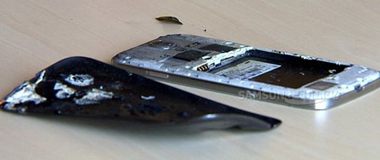 Samsung Galaxy S4 опять загорелся.