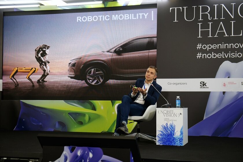 Онлайн-продажи и авто по подписке: Hyundai поведала о технологиях будущего