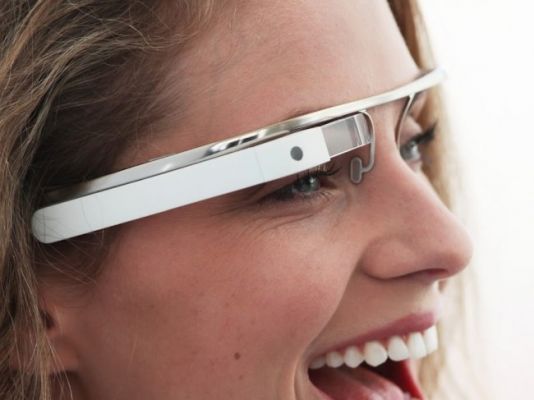 Компания Samsung работает над конкурентным аналогом Google Glass