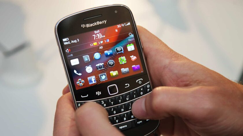 BlackBerry прекратила работу своих сервисов на телефонах: звонки и сообщения больше недоступны