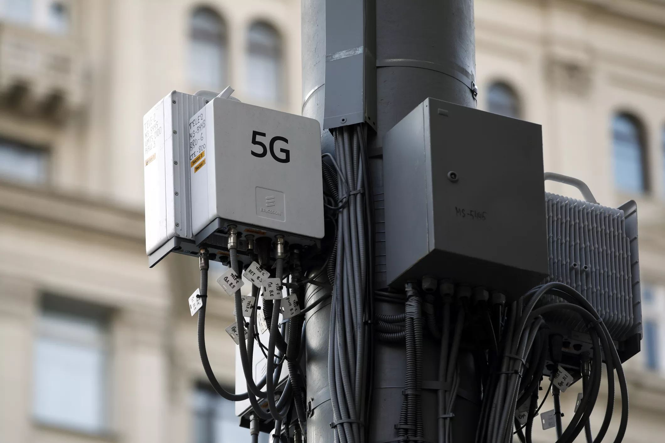 Ростех начнёт серийное производство отечественных базовых станций 5G в 2024 году