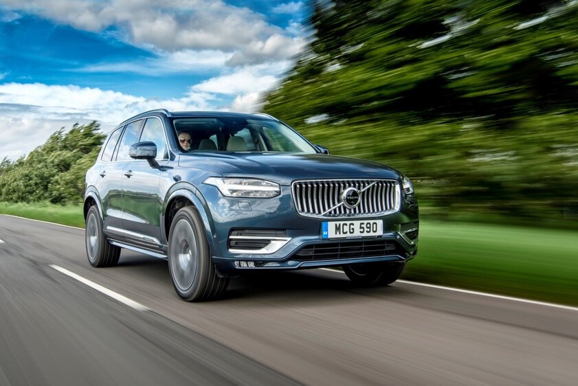 Volvo не откажется от топливного XC90 даже после релиза электрокара