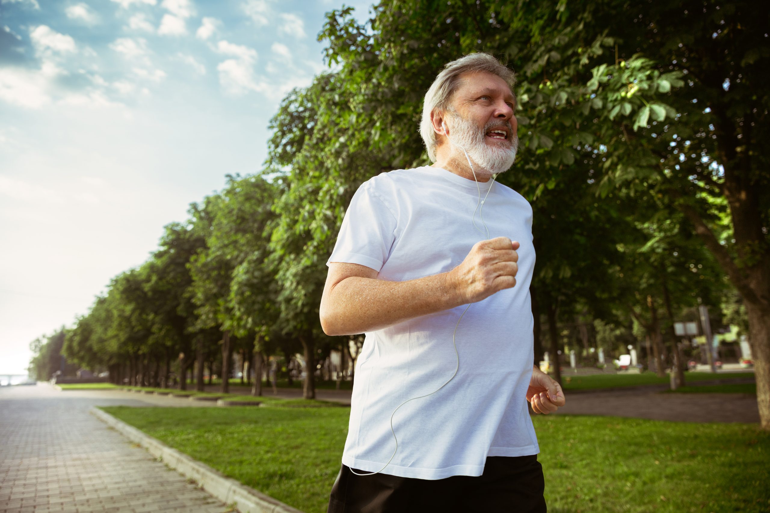 У людей старше 50 лет повышенный индекс массы тела. Как сохранить здоровье