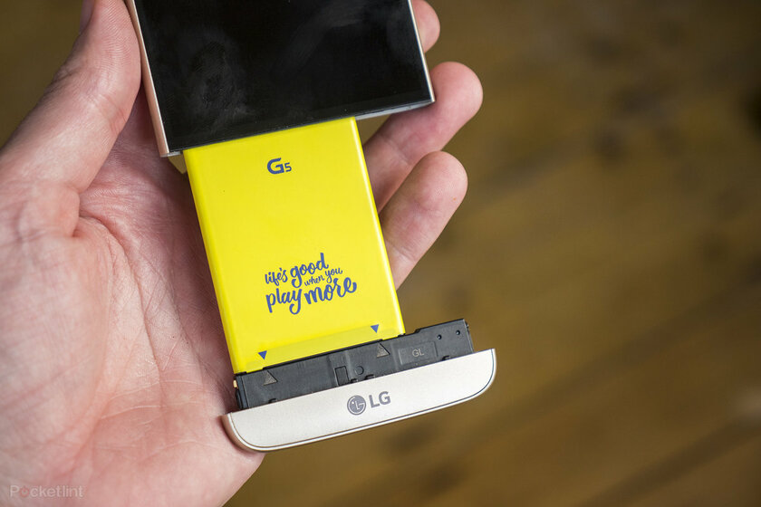 В смартфонах LG куча безумных идей. Вспоминаем регенери­рующую крышку и другие
