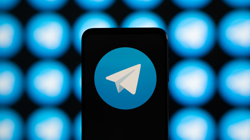 Раскрыта одна из опций платной подписки Telegram: клоун, пьяница и другие реакции