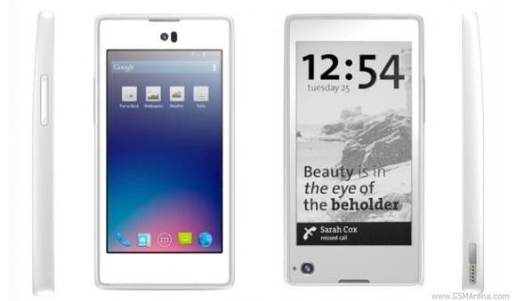 Продажи отечественного смартфона YotaPhone начнутся в декабре