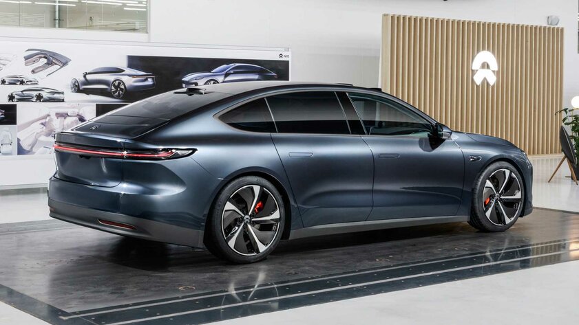 Китайский автопром уже покоряет Европу: Nio тестирует ET7 на дорогах Польши