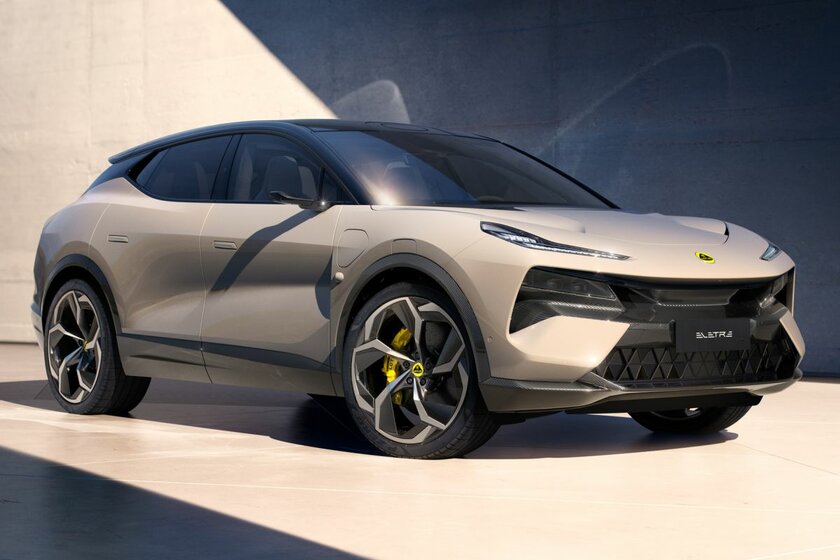 Меньше 3 секунд до сотни и зарядка за 20 минут: Lotus раскрыла детали электрокара Eletre