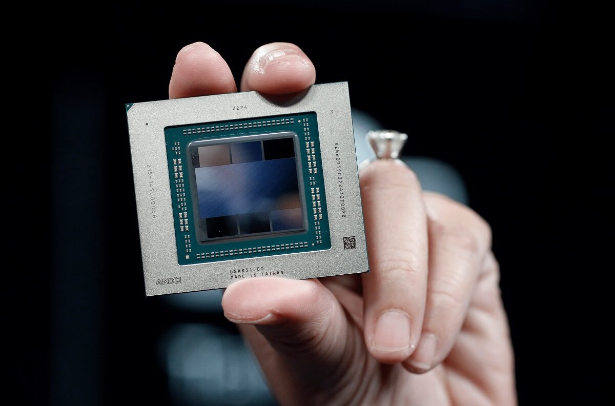 AMD представила свои лучшие видеокарты RX 7900. Они намного дешевле RTX 40