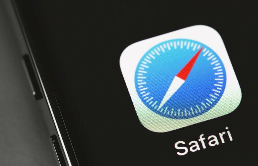Слова из трёх букв ломают браузер Safari на iPhone