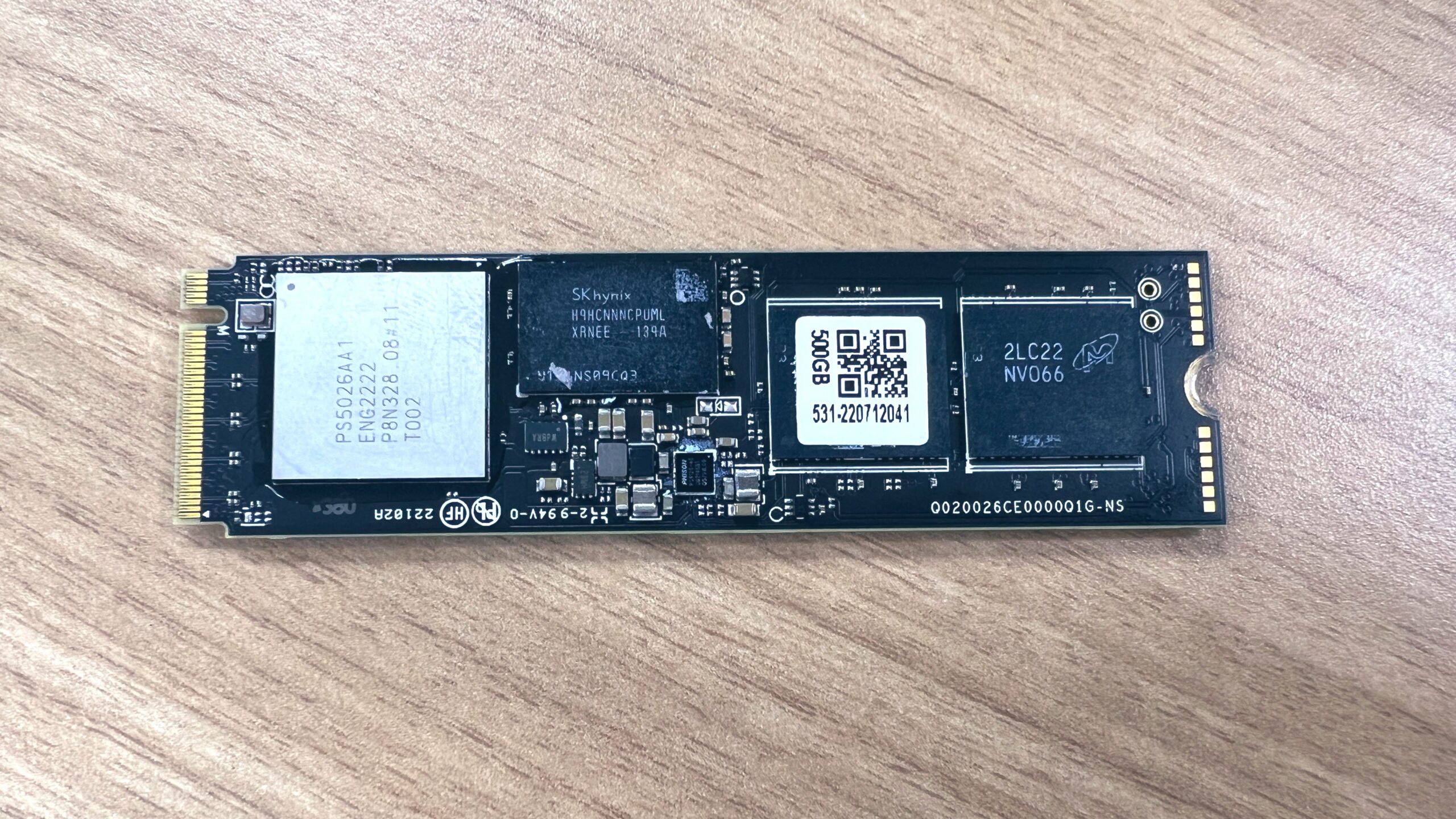 В Японии представили безумно быстрый SSD на PCIe Gen5, но без радиатора он перегреется