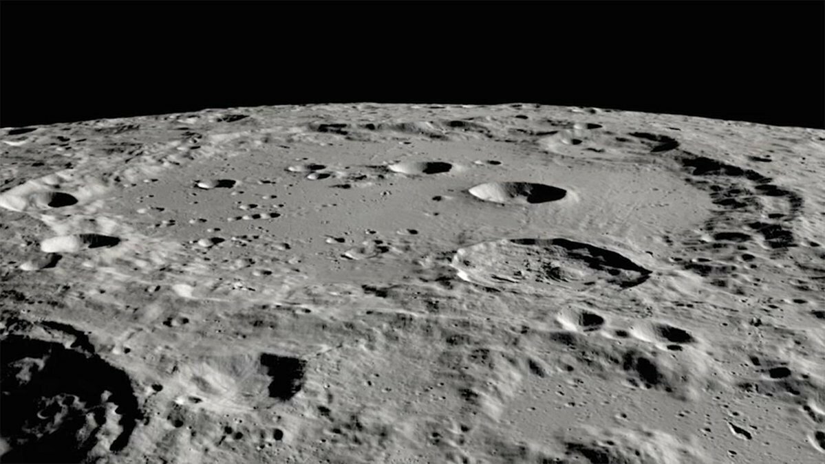 NASA нашла на Луне уютную пещеру: там могут поселиться астронавты