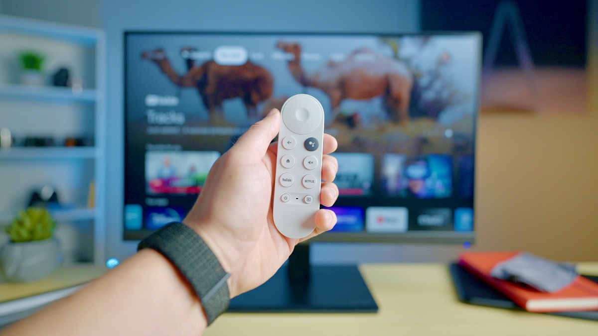 Для телевизоров с Google TV разработали не разряжающийся пульт. Он ...