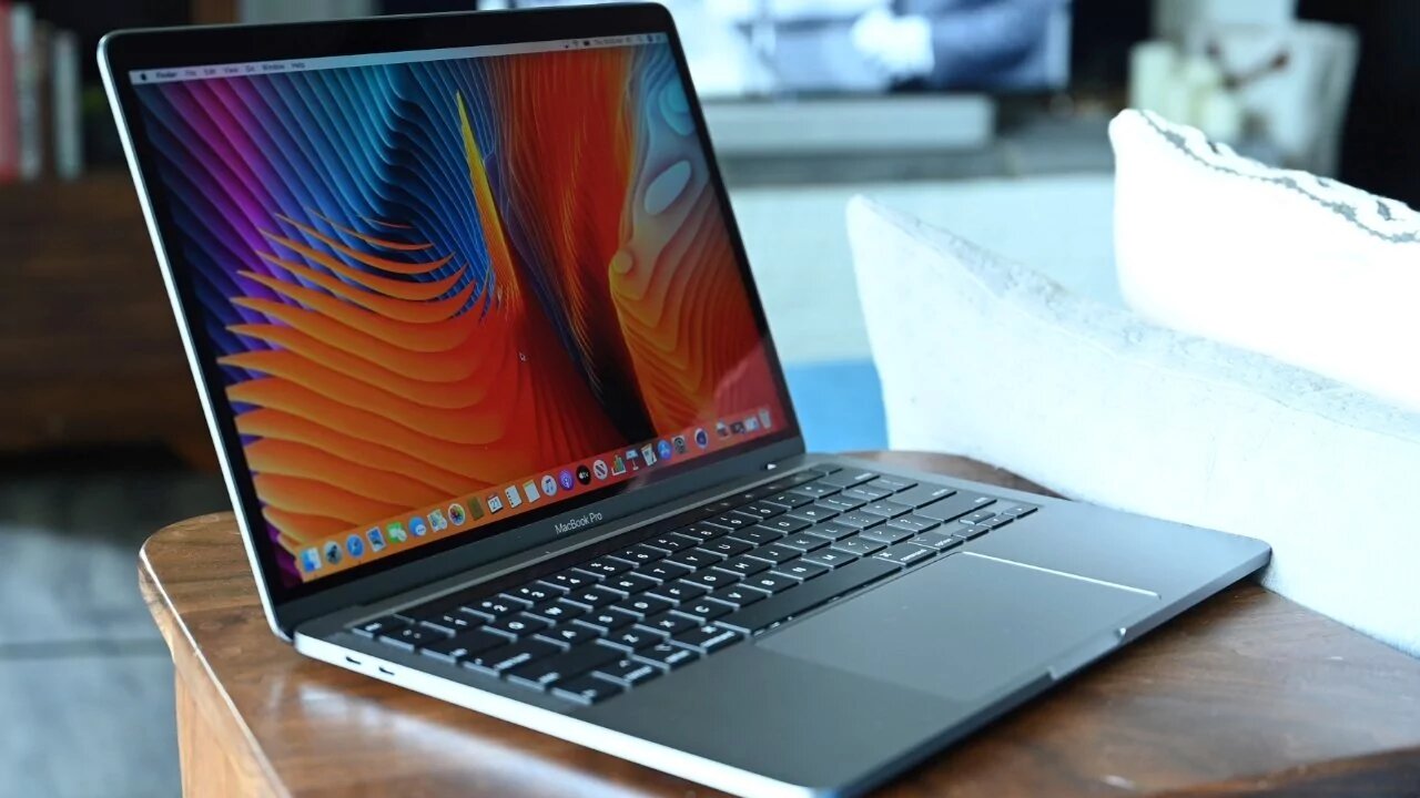 Global laptop shipments to hit 10-year low in early 2023