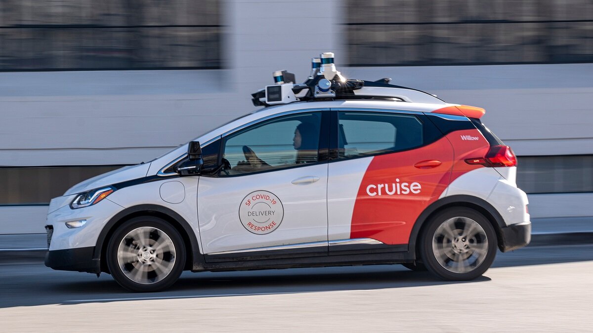 US authorities slow down the spread of robot taxis: drones create traffic jams and interfere with traffic